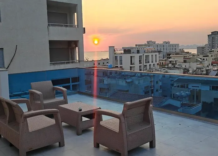 Апартаменты Penthouse Avec Rooftop 2 Vue Colline Derriere Grande A 100 M De La