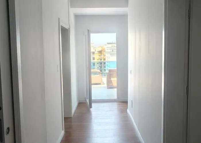 Penthouse Avec Rooftop 2 Vue Colline Derriere Grande A 100 M De La *